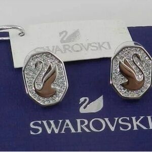 $145 New SWAROVSKI Signum Stud Earrings Swan with White Crystals